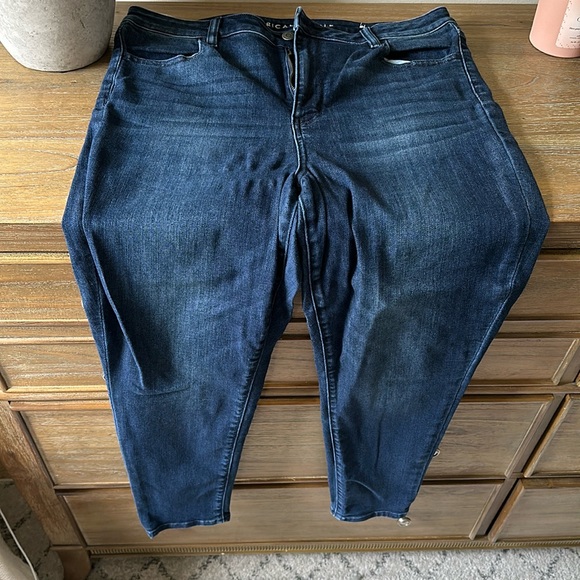 American Eagle Next Level Stretch Dark Denim - Picture 4 of 6